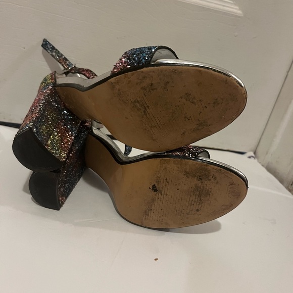 Steve Madden Carrson Glitter Heels Size 8 - Picture 3 of 4